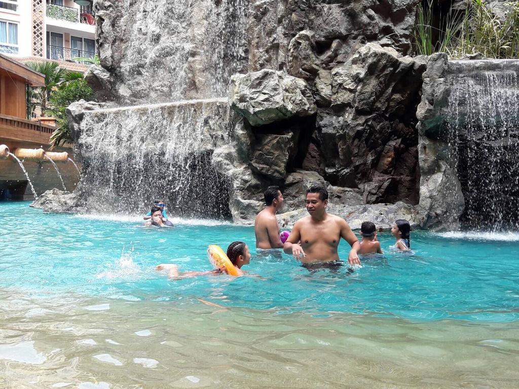 Atlantis Condo Resort Jomtian Pattaya Pantai Jomtien Luaran gambar